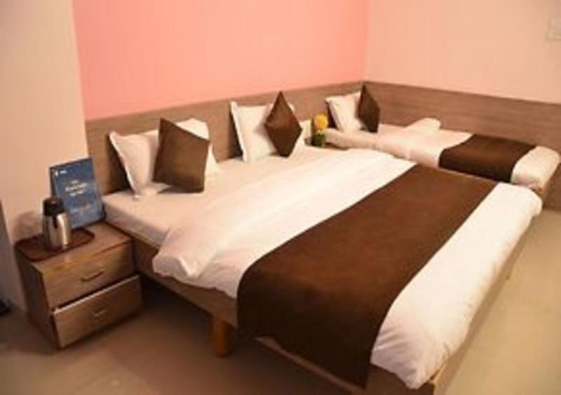 Hotel Royal Regency Evrengabad Dış mekan fotoğraf