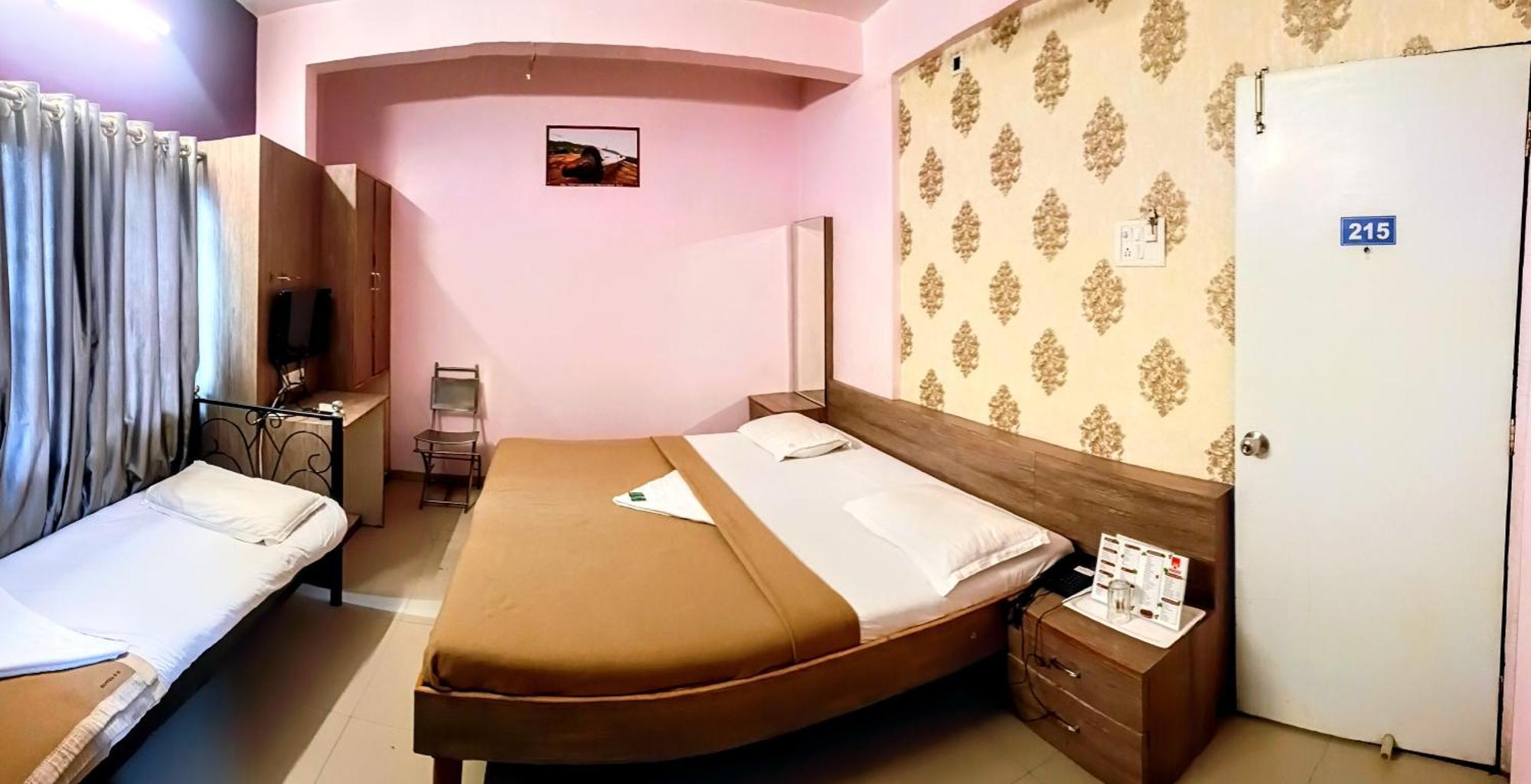Hotel Royal Regency Evrengabad Dış mekan fotoğraf